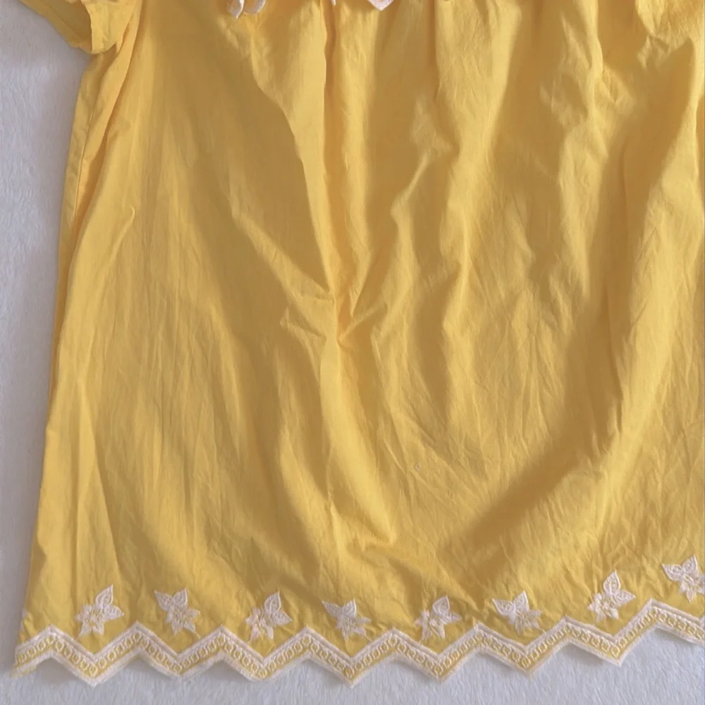 Crown & Ivy | Embroidered Ruffle Yoke Short Sleeve Zigzag Hem Top Yellow/White M - Picture 7 of 16